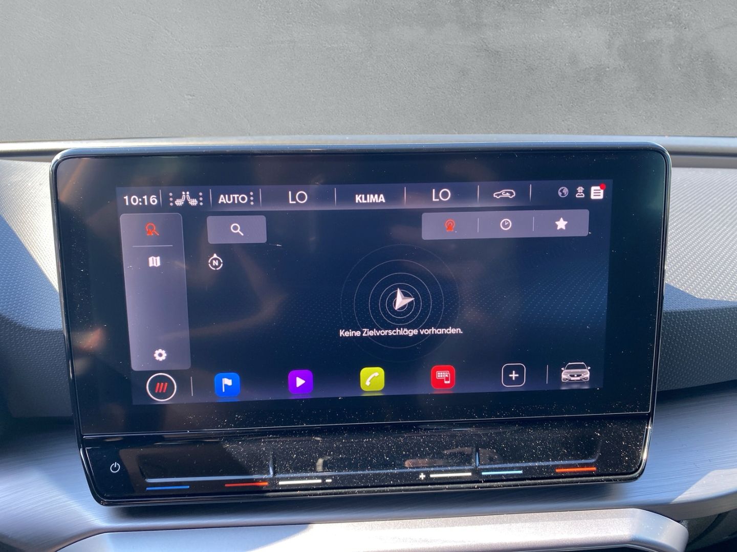 Fahrzeugabbildung SEAT Leon Sportstourer FR 2.0 TDI EU6d Navi Digitales