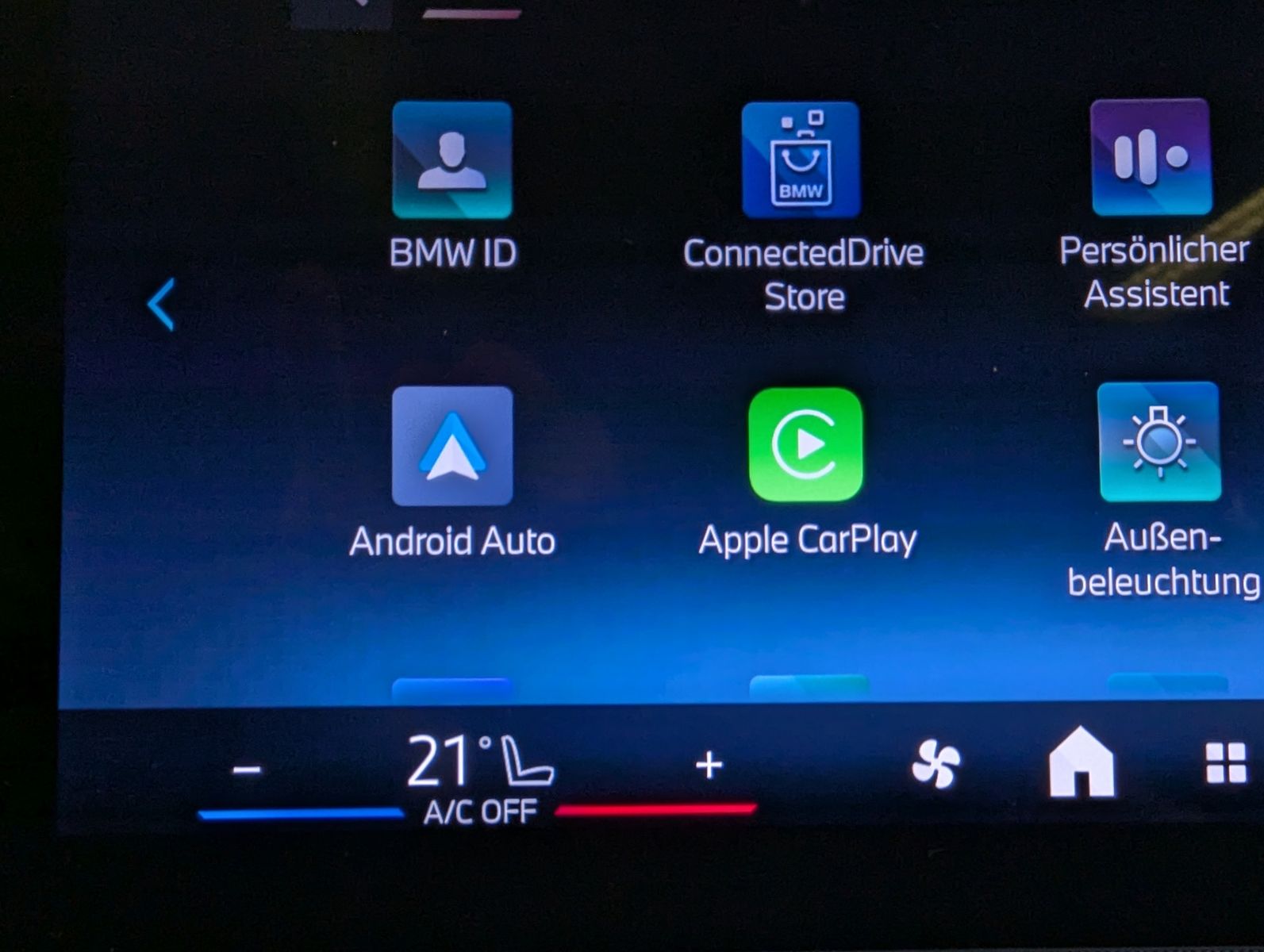 BMW 220 Active Tourer Aut AHK Pano Cam Travel-Paket - Image 25