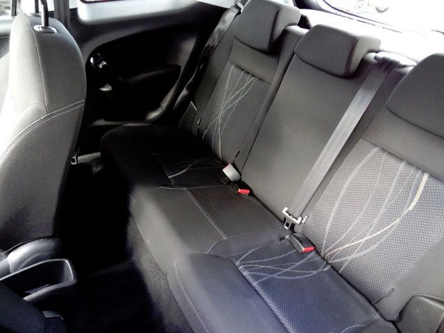 Fahrzeugabbildung Peugeot 208 + Navi ZB+Klima+BT+WR+BC