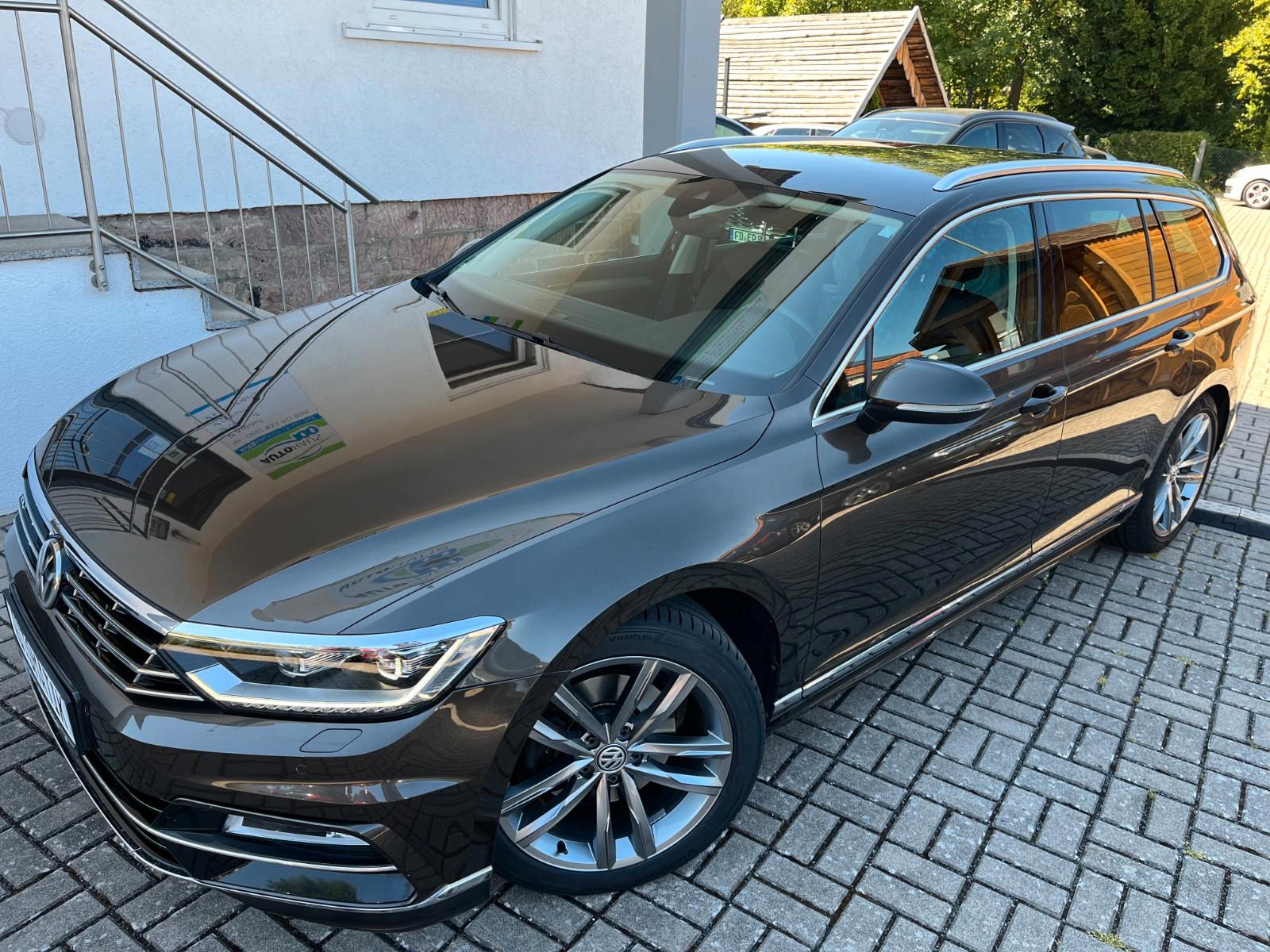 Volkswagen Passat Variant Highline°R Line°AHK°Navi°2.Hd°