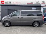 Hyundai H-1 2.5 Travel Comfort - Hyundai H-1: Van