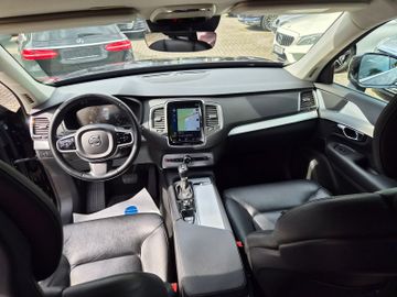 Volvo XC90 - 11