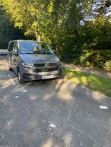 Volkswagen VW T6.1 Multivan 7-Sitzer Osmiumgrau  - Volkswagen T6 Multivan in Aachen