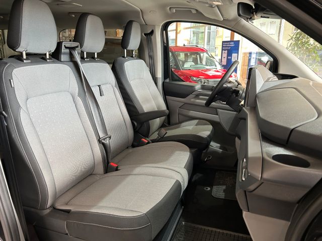 Ford Tourneo Custom Bus 320 L2 Tourneo Titanium AWD