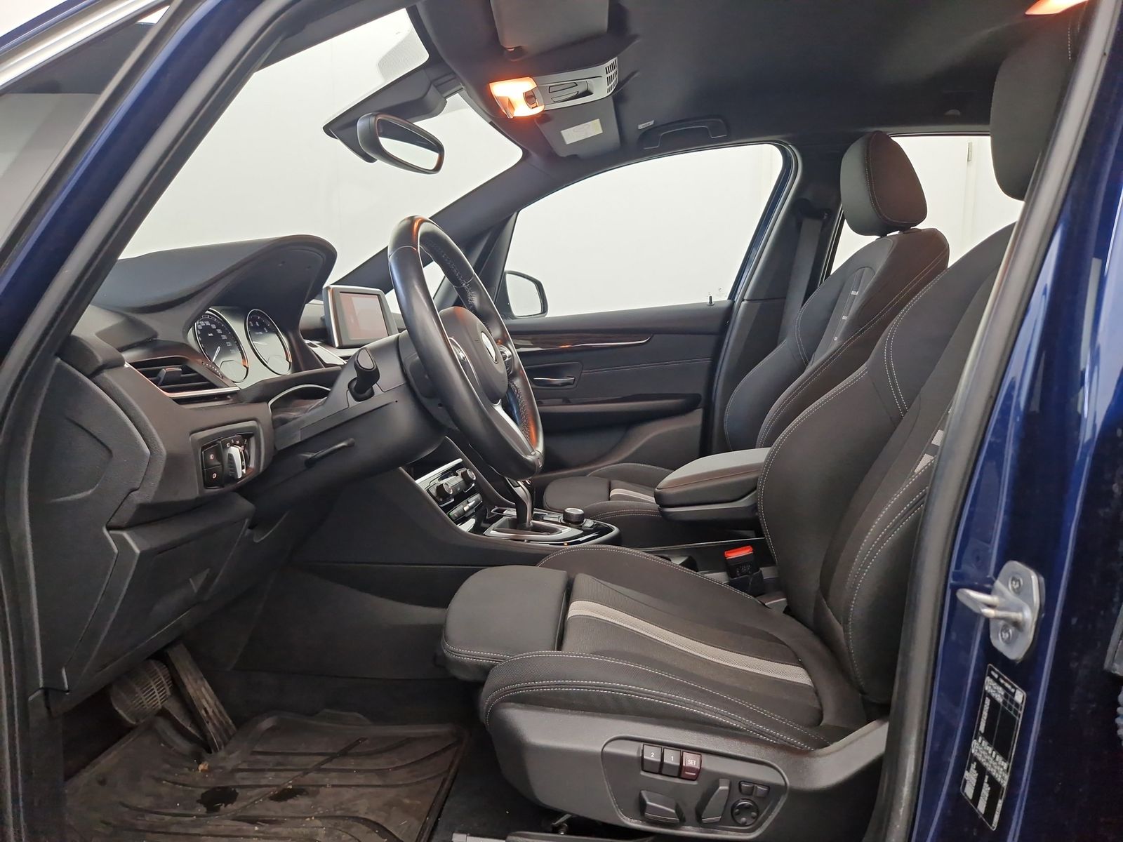 BMW 220 Active Tourer 220i Active Tourer Advantage Kamera – Bild 8