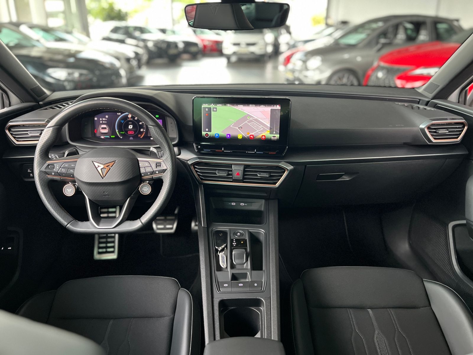 Fahrzeugabbildung CUPRA Leon Sportstourer VZ e-Hybrid RFK SHZ NAV