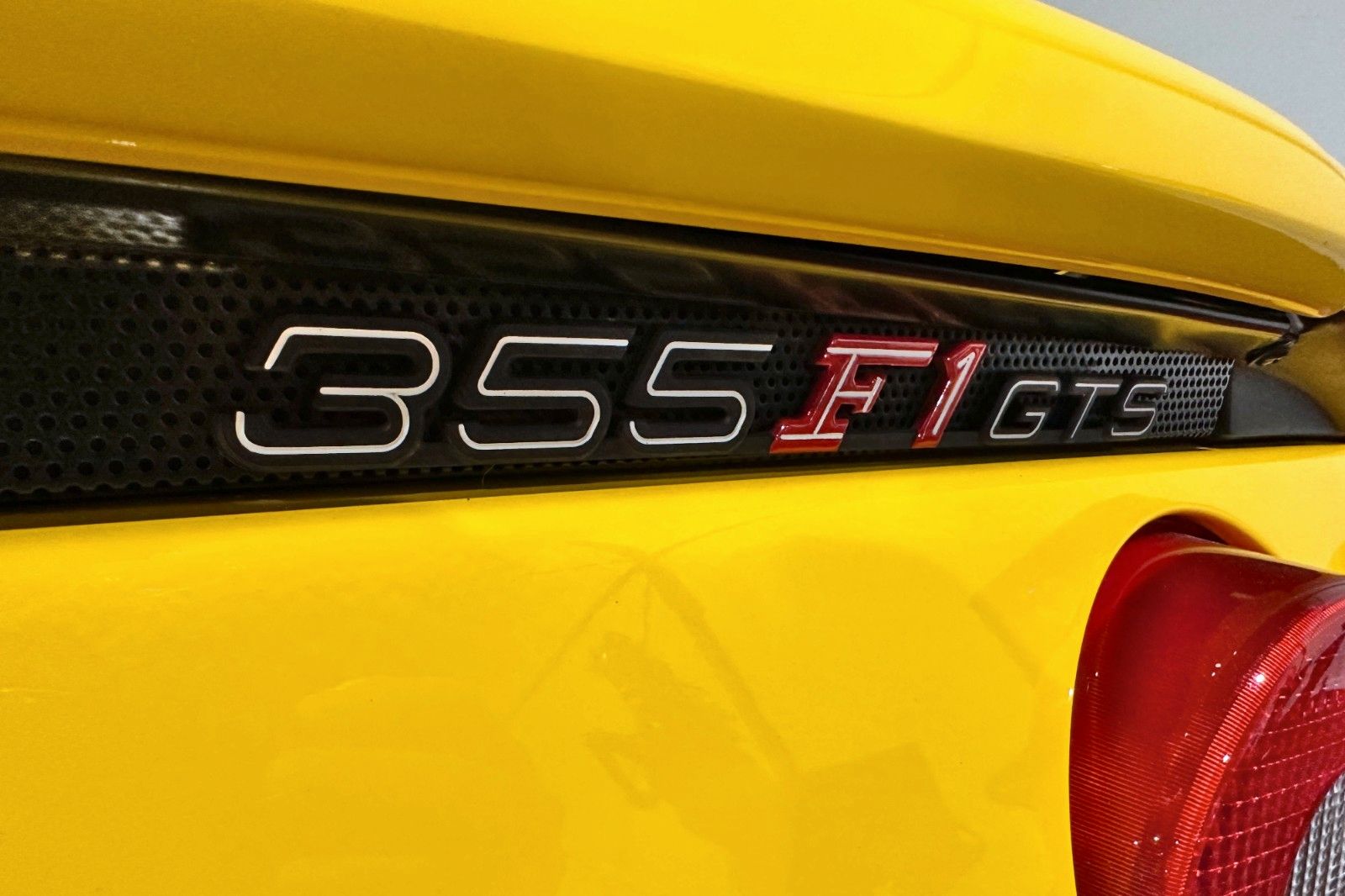 Fahrzeugabbildung Ferrari F355 F1 GTS - Zahnriemen neu