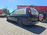 Ford Mondeo  Leichenwagen - Ford Mondeo aus 2004 mit Diesel-Antrieb