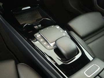 صورة مصغرة 15 لـ 2021 Mercedes-BENZ A 220
