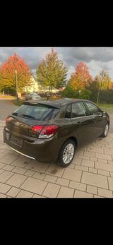 Citroën C4 PureTech 110 SELECTION - Citroën C4 SELECTION mit Benzin-Antrieb