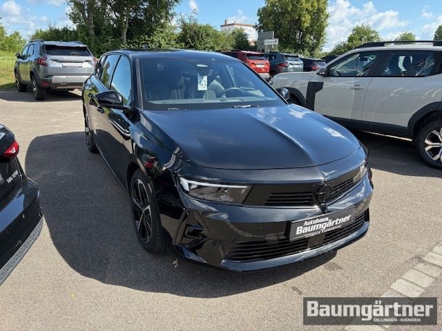 Fahrzeugabbildung Opel Astra Sports Tourer GS 1.2 130 Automatik Kamera