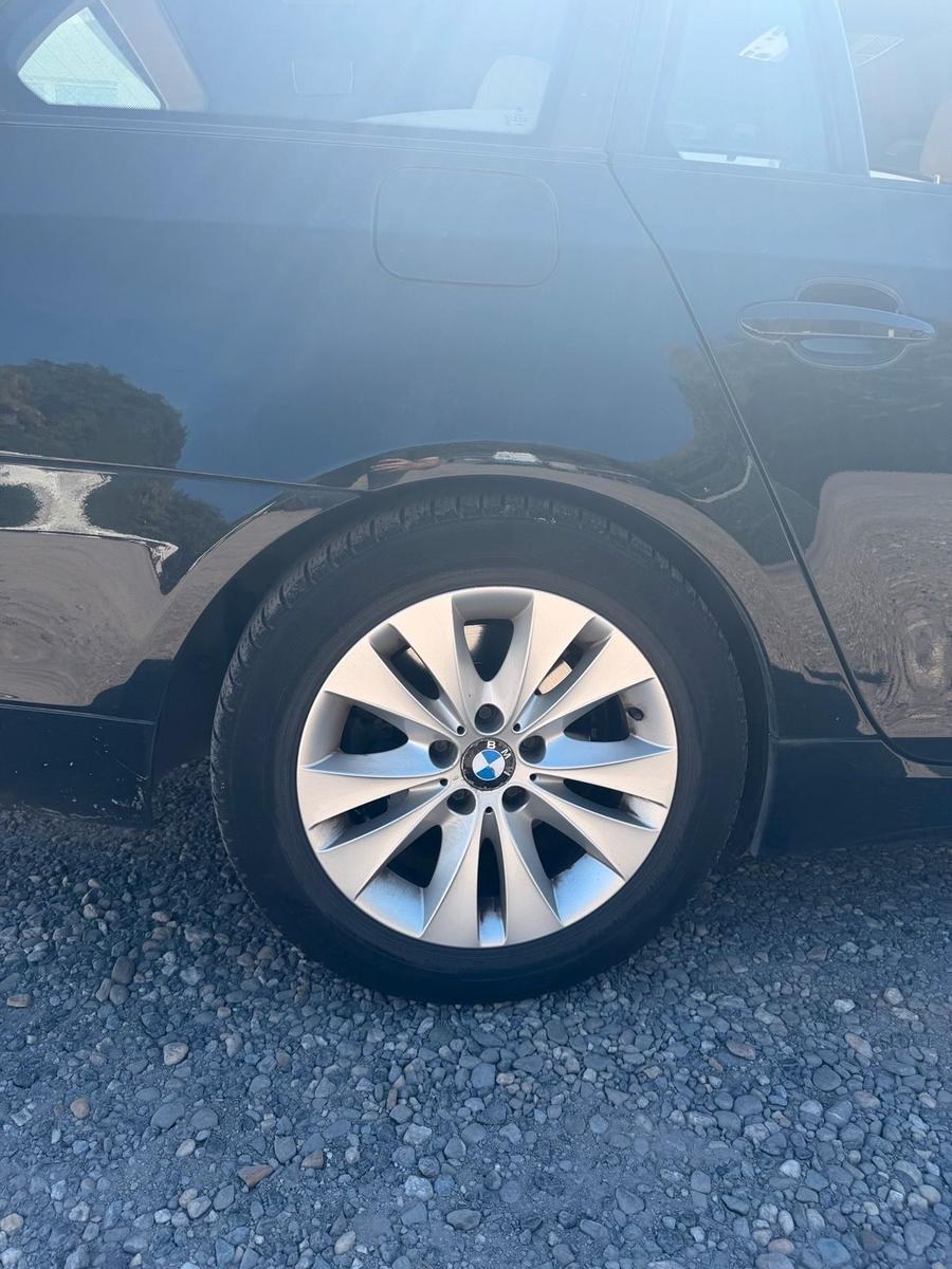 BMW 525 2009 — photo 12