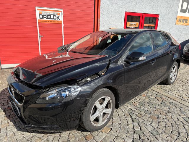 Volvo V40 2.0i T2 Kinetic*NAVI*FSE*SHZ*PDC*TEMPOMAT