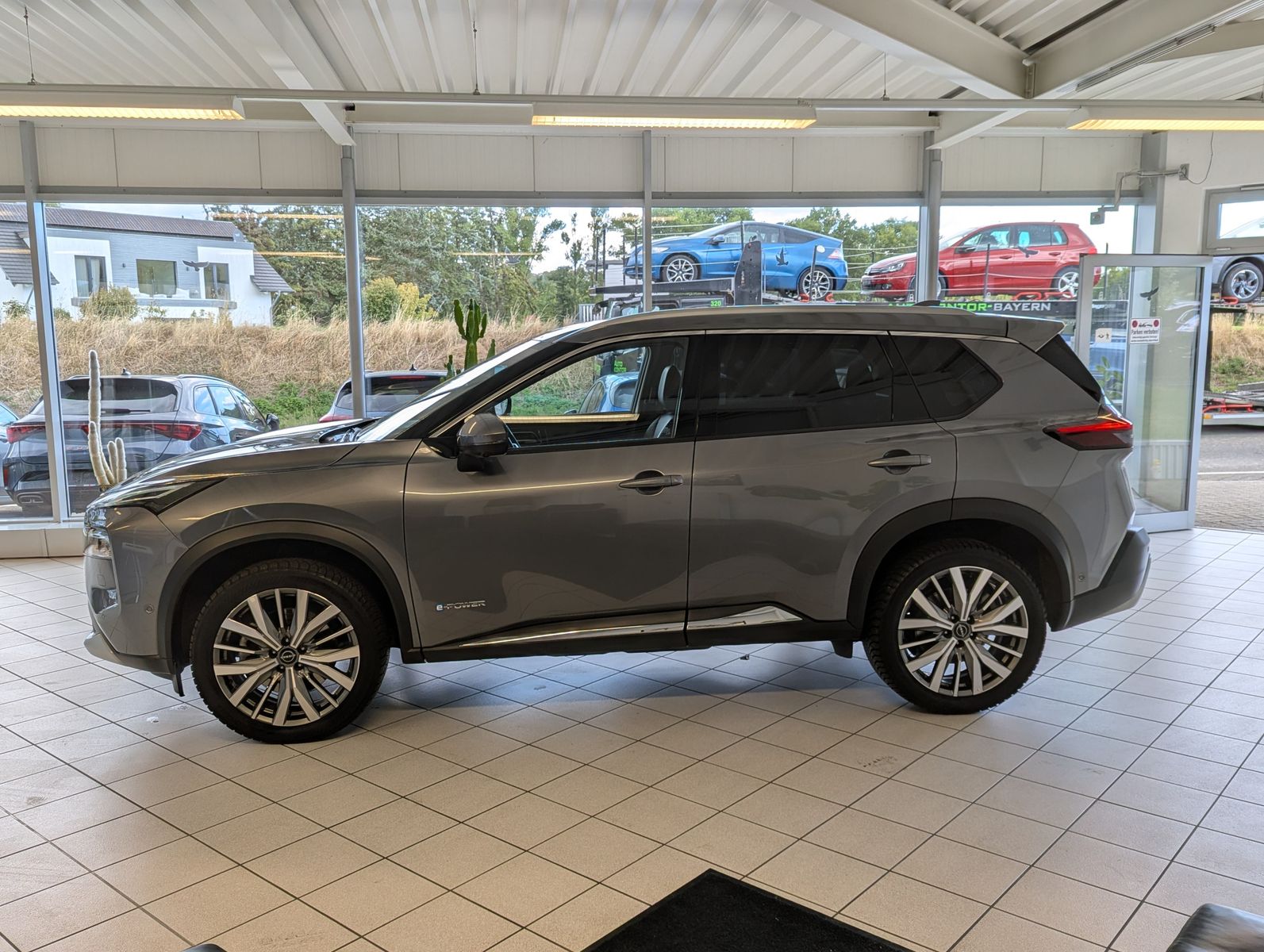 Fahrzeugabbildung Nissan X-Trail 1.5 e-Power e-4 Tekna Bose HUD LED+ 20"