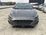 Ford FocusTurnierST,2Hand,Standheizung,LED,Headup,AHK - Ford Focus: Standheizung