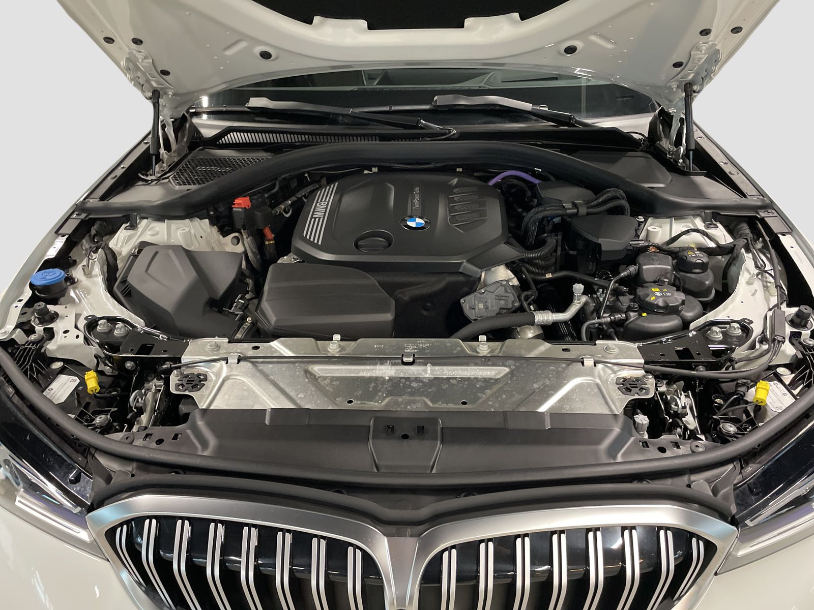 BMW 320 - Bild 15