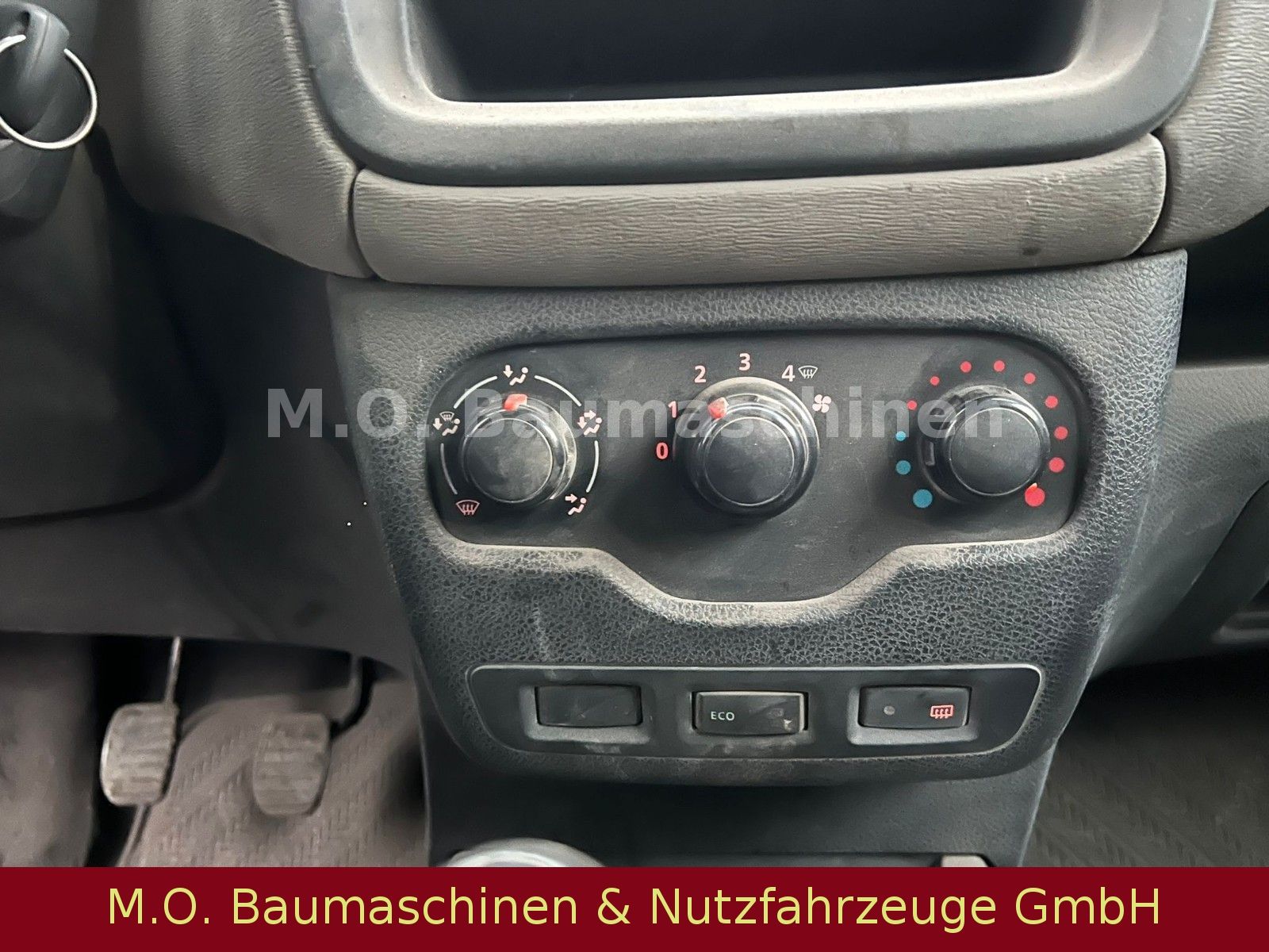 Fahrzeugabbildung Dacia Dokker / 1,6 / Benzin /