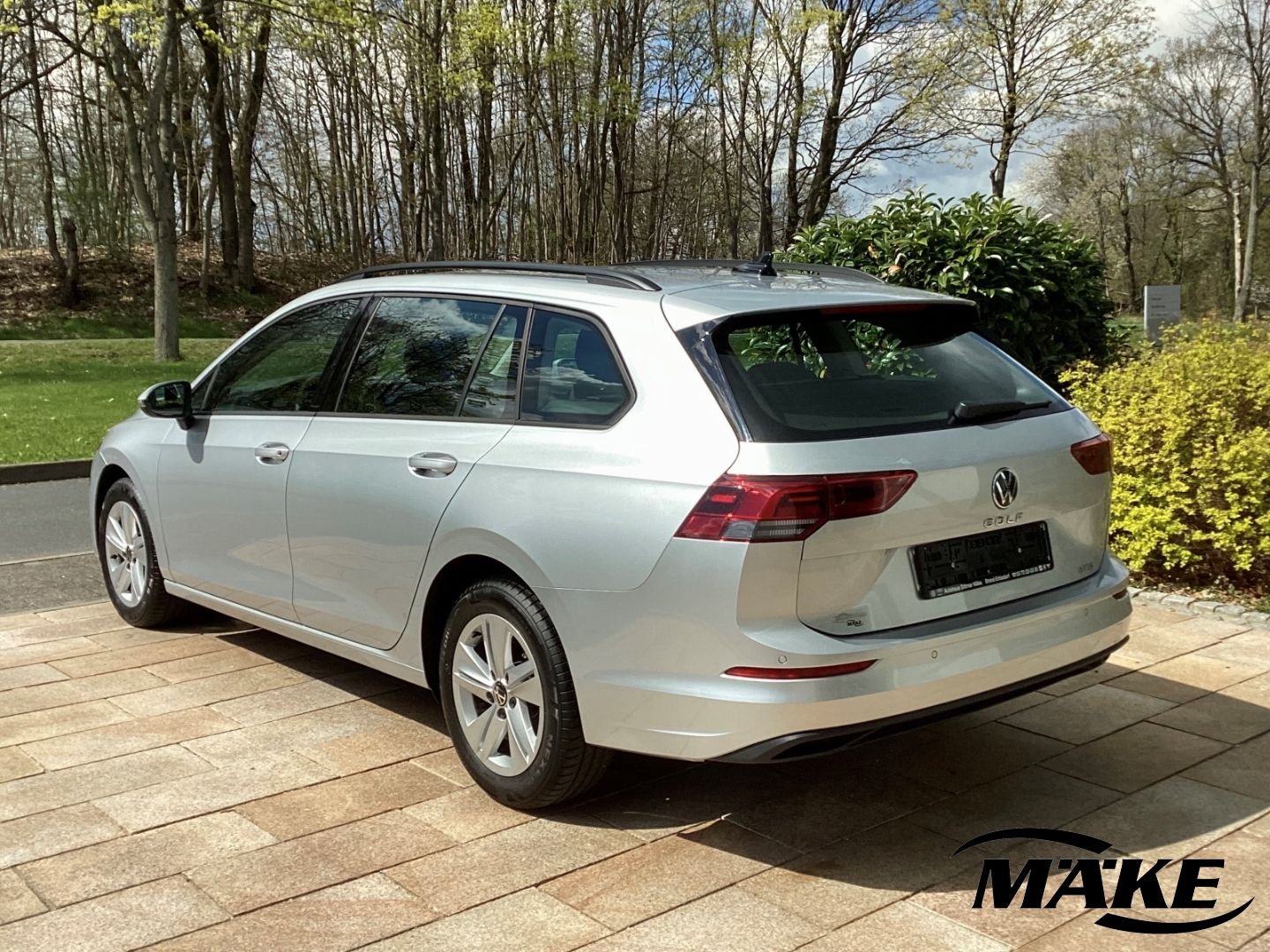 Golf Variant Life 1.5 eTSI DSG AHK LED NAV ACC P