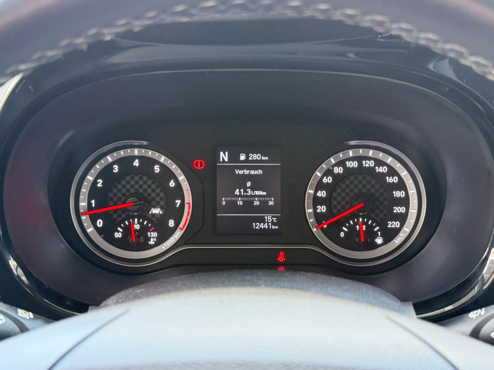 Fahrzeugabbildung Hyundai i10 Trend 84PS Automatik/PDC/SHZ!
