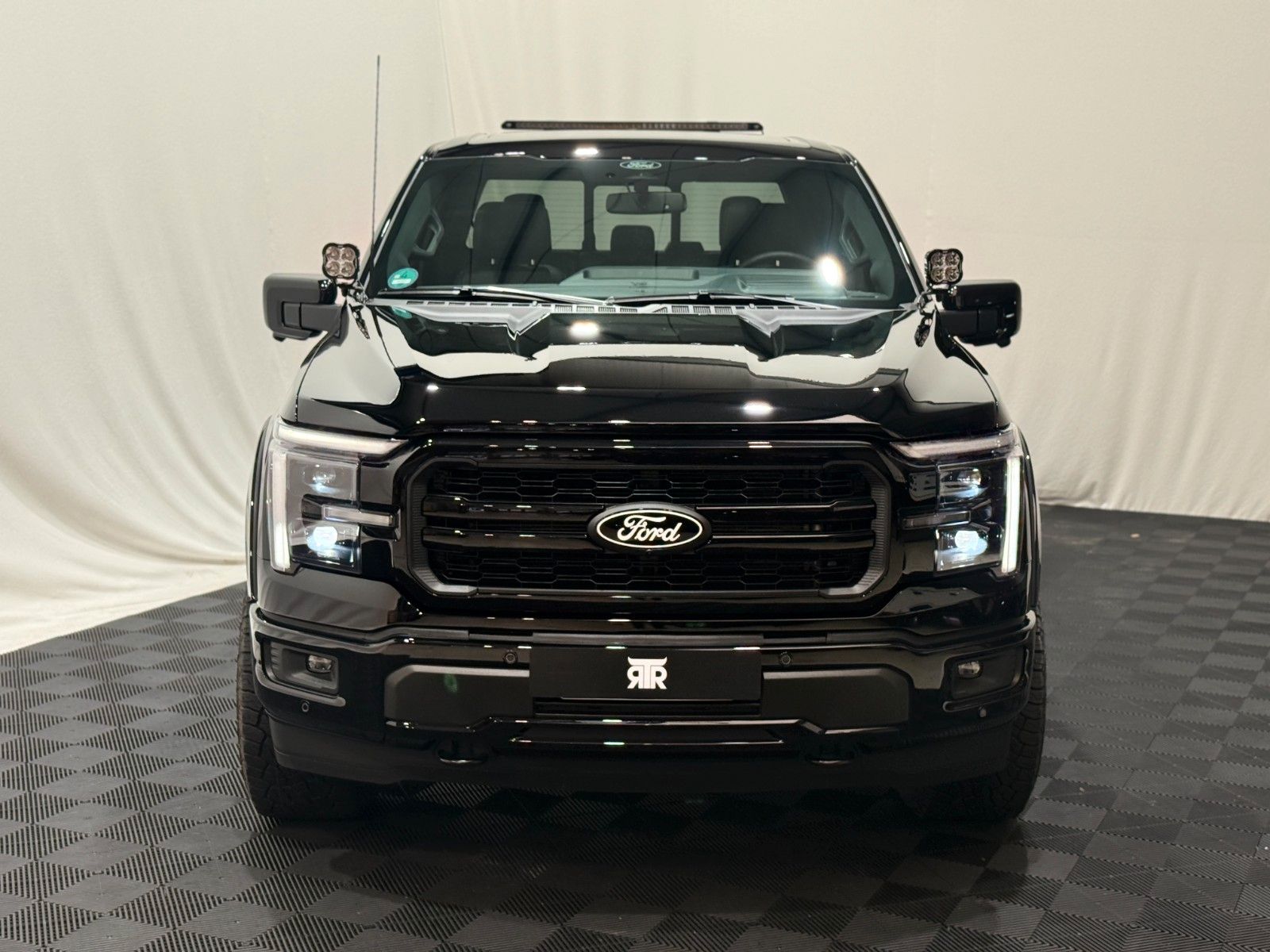 Fahrzeugabbildung Ford F-150 Lariat 5.0L V8  5,5" Black RTR Ed.