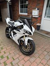 Yamaha R1 RN12 - YAMAHA 2004 R1