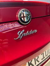 Alfa Romeo Spider in Rot Cabrio-Träume aus 1.Hand, 1,8 16V - Alfa Romeo Gebrauchtwagen in Freiburg