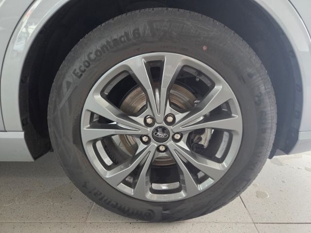 Kuga ST-Line X 1.5 EcoBoost LED NAV APP ACC KAM