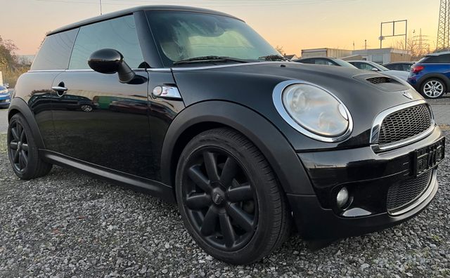 MINI Mini Cooper S Black Automatik Leder Klima