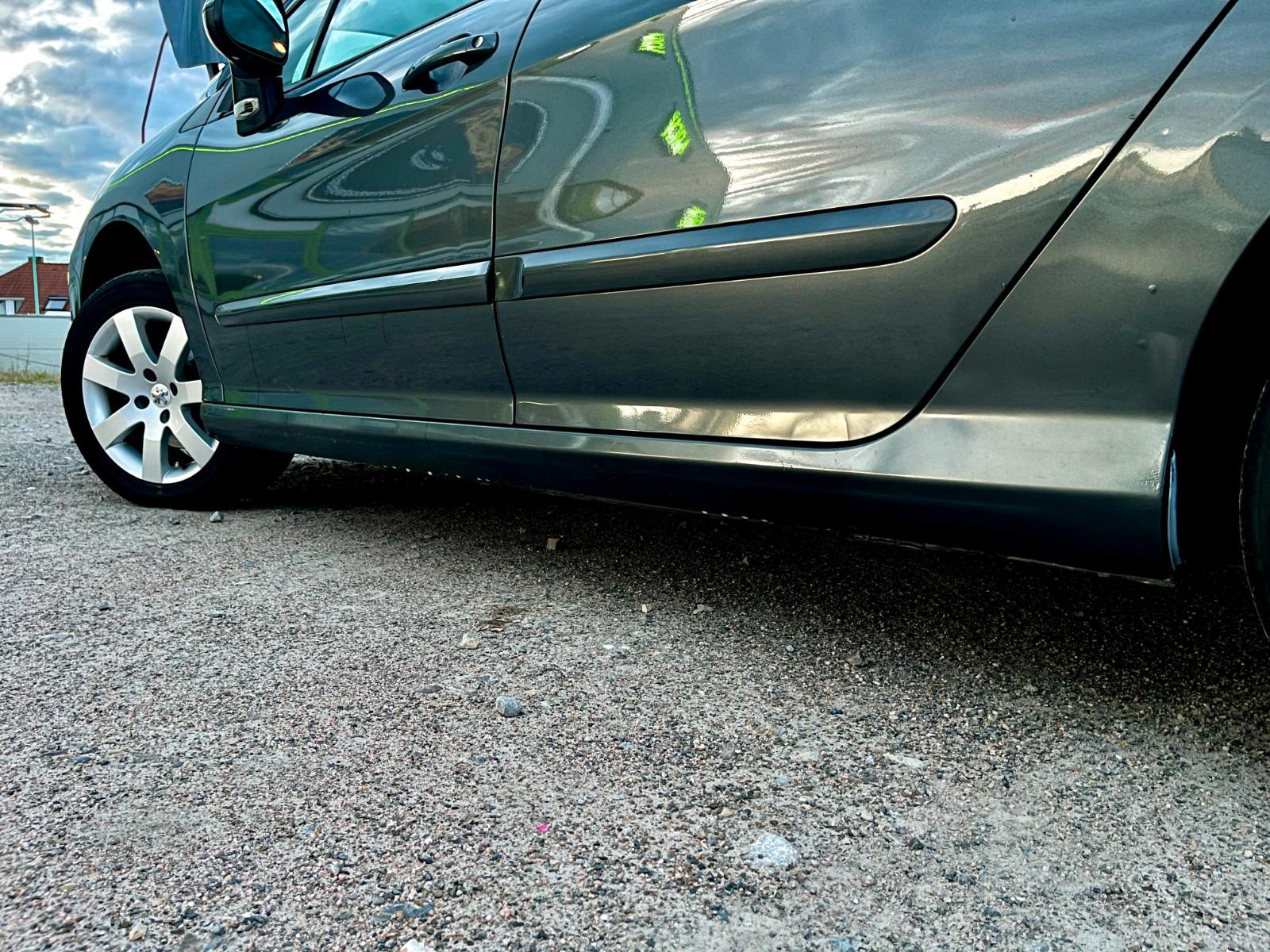 Peugeot 308 2010 — photo 13
