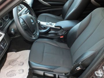 BMW 318 - 12