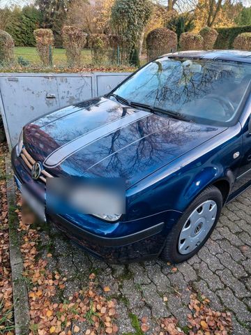 Volkswagen Golf 4 von 2001 mit TÜV