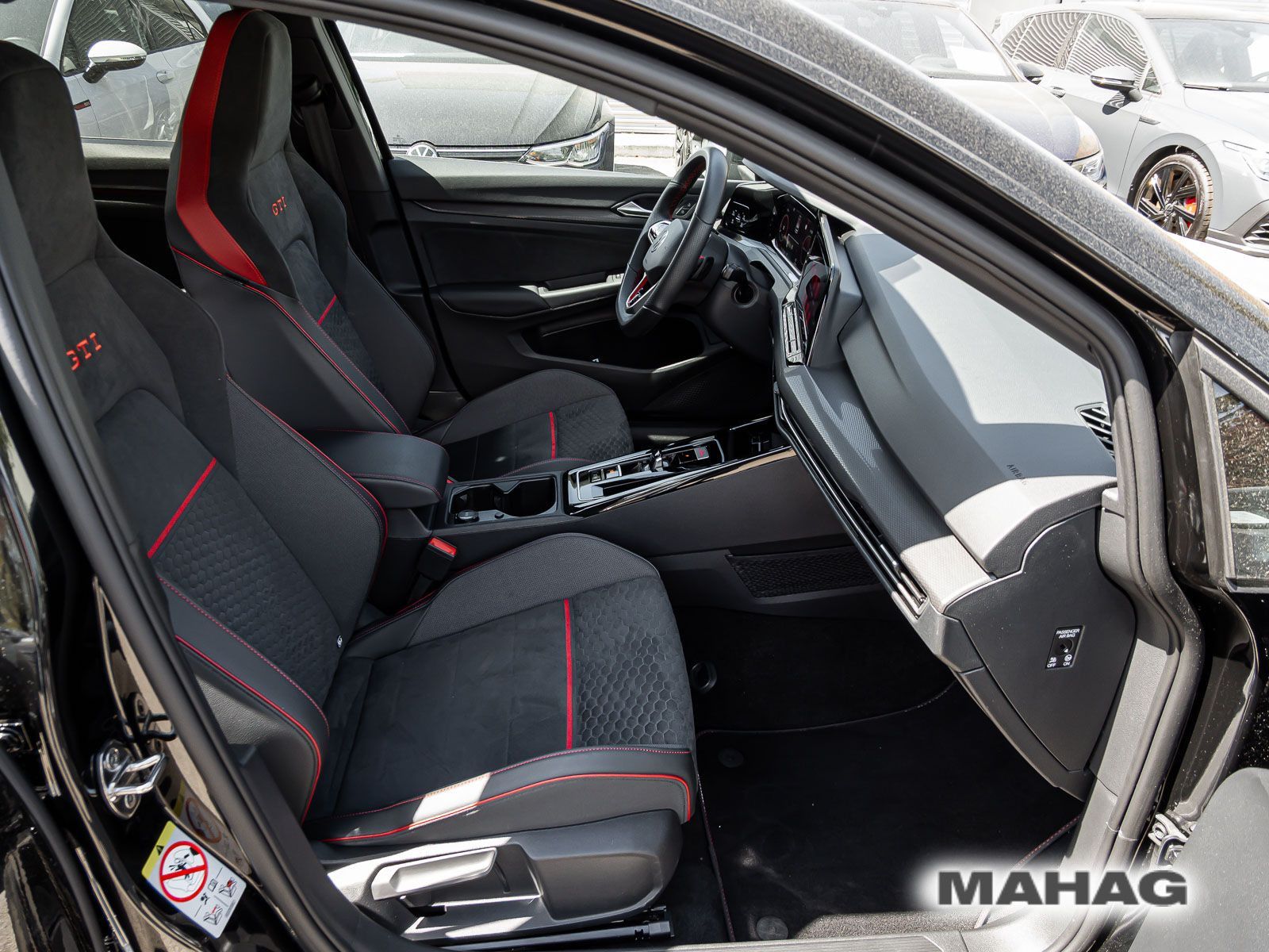 Volkswagen Golf VIII GTI Clubsport 2.0 TSI BlackStyle IQ.Li foto 12