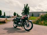 Kawasaki W800 - KAWASAKI W