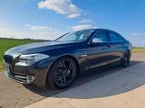 BMW > TOP < gepflegter BMW 523 i > 2010 < - BMW 523 aus 2010: 523i