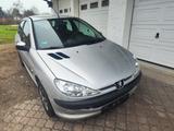 Peugeot 206 1.4 Tendance 75 - zuverlässiger Flitzer - Peugeot 206 Tendance mit Benzin-Antrieb