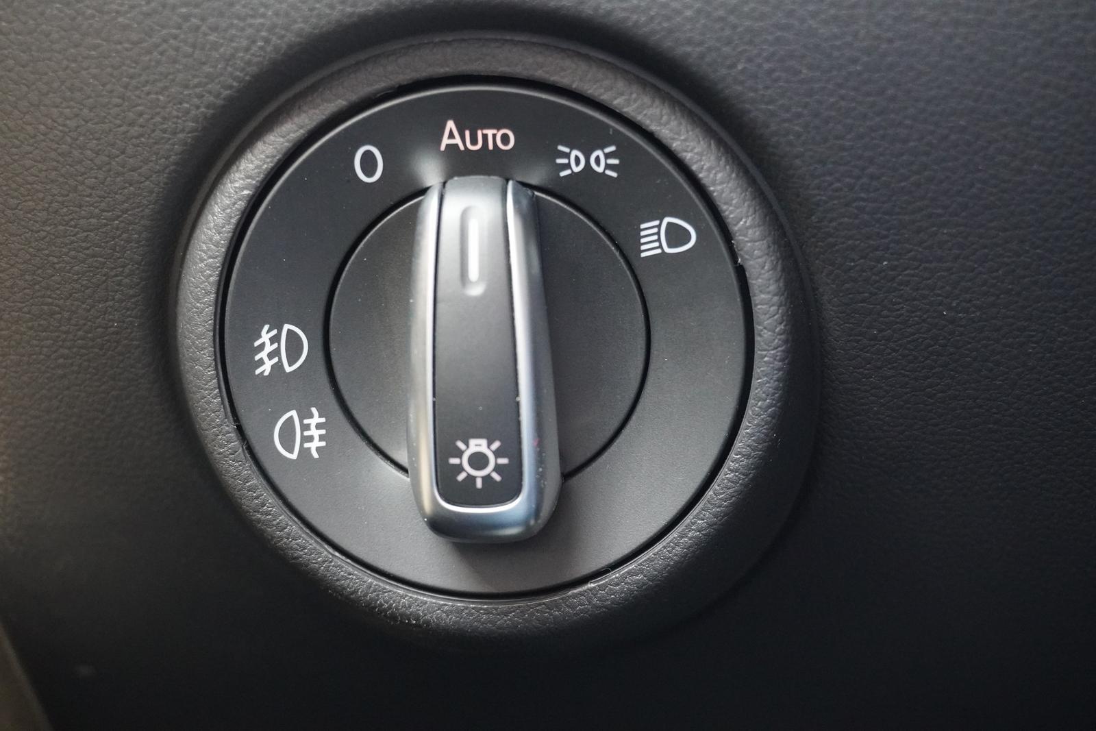 Volkswagen up! 1.0 TSI GTI AAC KAMERA SHZ TEMP 1.HAND