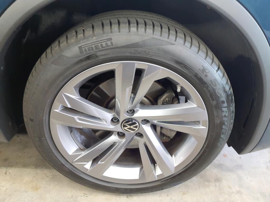 Volkswagen Tiguan R-Line 4Motion 2.0 TDI SCR AHK*PDC*RFK*SH