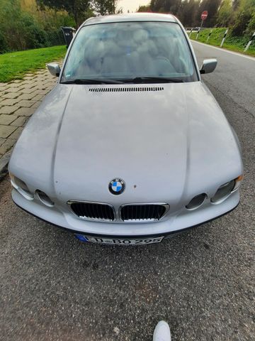 BMW 316ti Compact - 8 fach bereift, Klima, TÜV 01/25