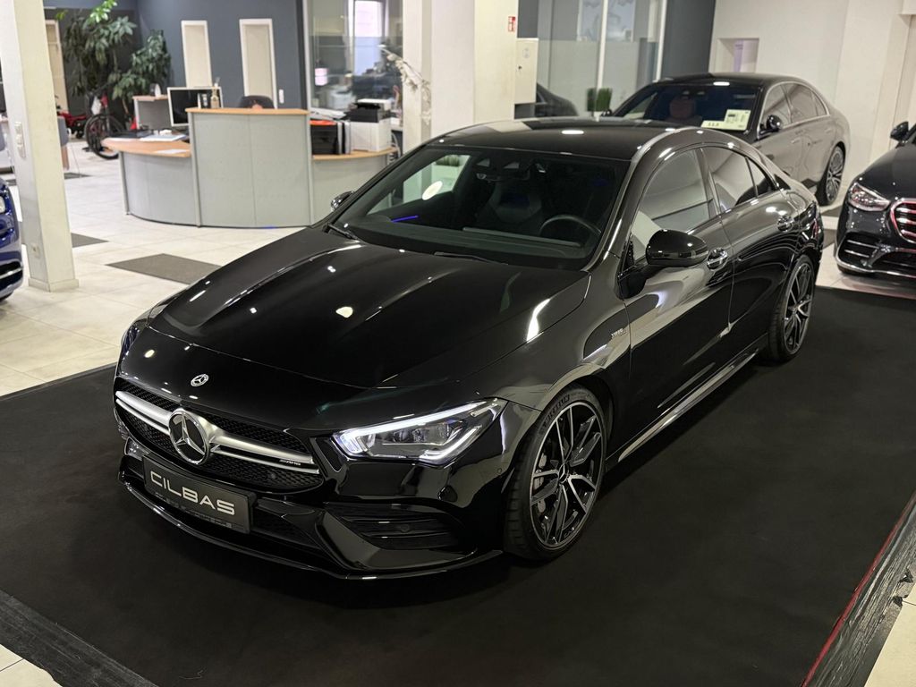 Mercedes-Benz CLA 35 AMG