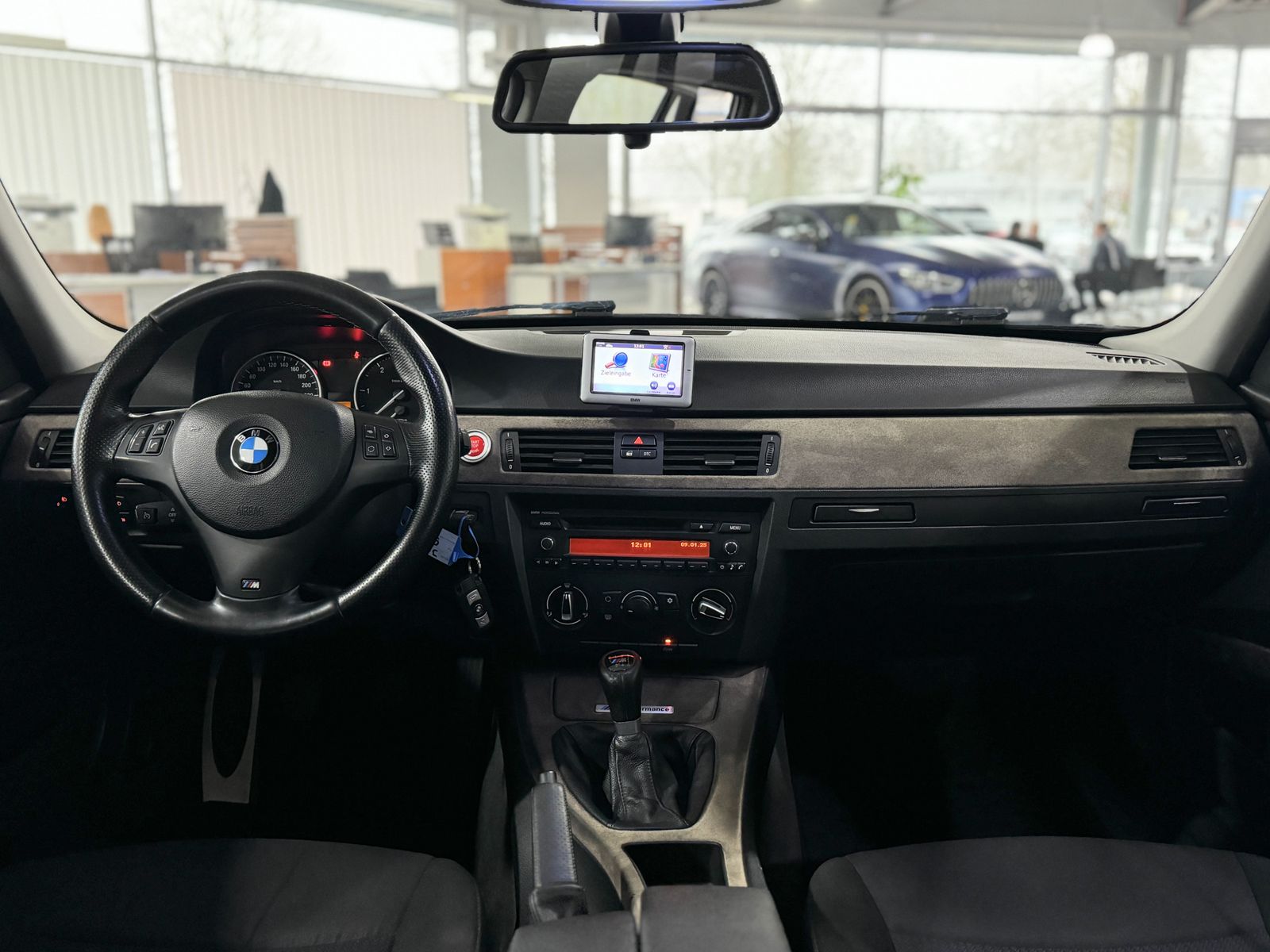 Fahrzeugabbildung BMW 316d Touring Tempomat Klima Navi