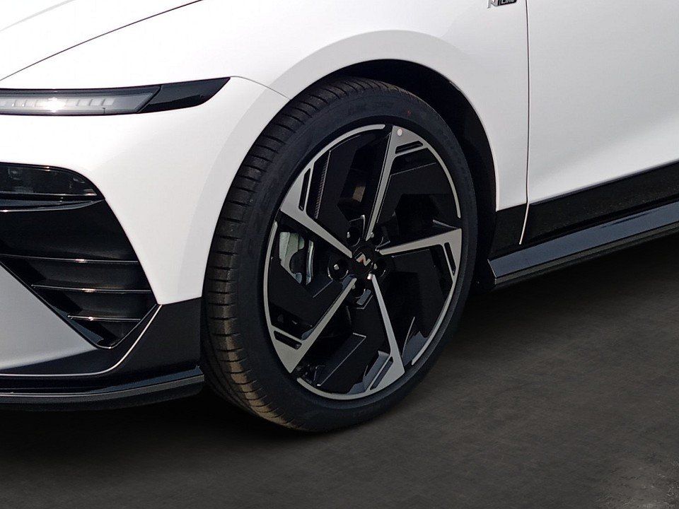 Hyundai IONIQ 6 – Bild 6