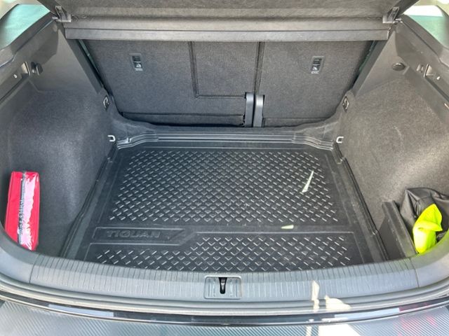 Fahrzeugabbildung Volkswagen Tiguan 2.0 TDI ACTIVE LED SHZ KLIMA APP-CONNECT