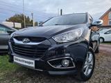 Hyundai ix35 2.0 Style 2WD * LEDER/ KLIMAAUT./ SHZ V+H * - schwarze Hyundai ix35