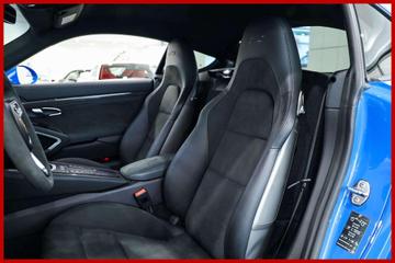 صورة 9 لـ 2022 Porsche CAYMAN
