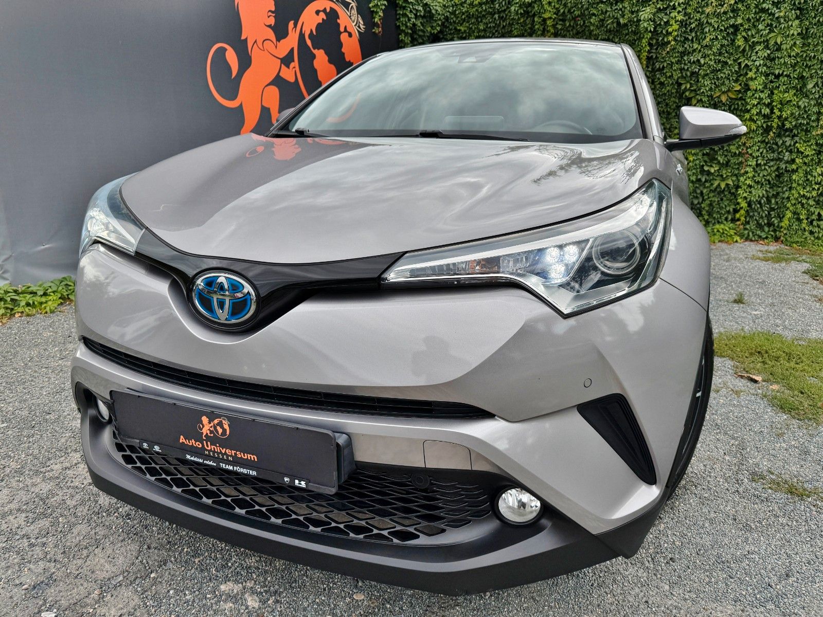 TOYOTA C-HR Hybrid