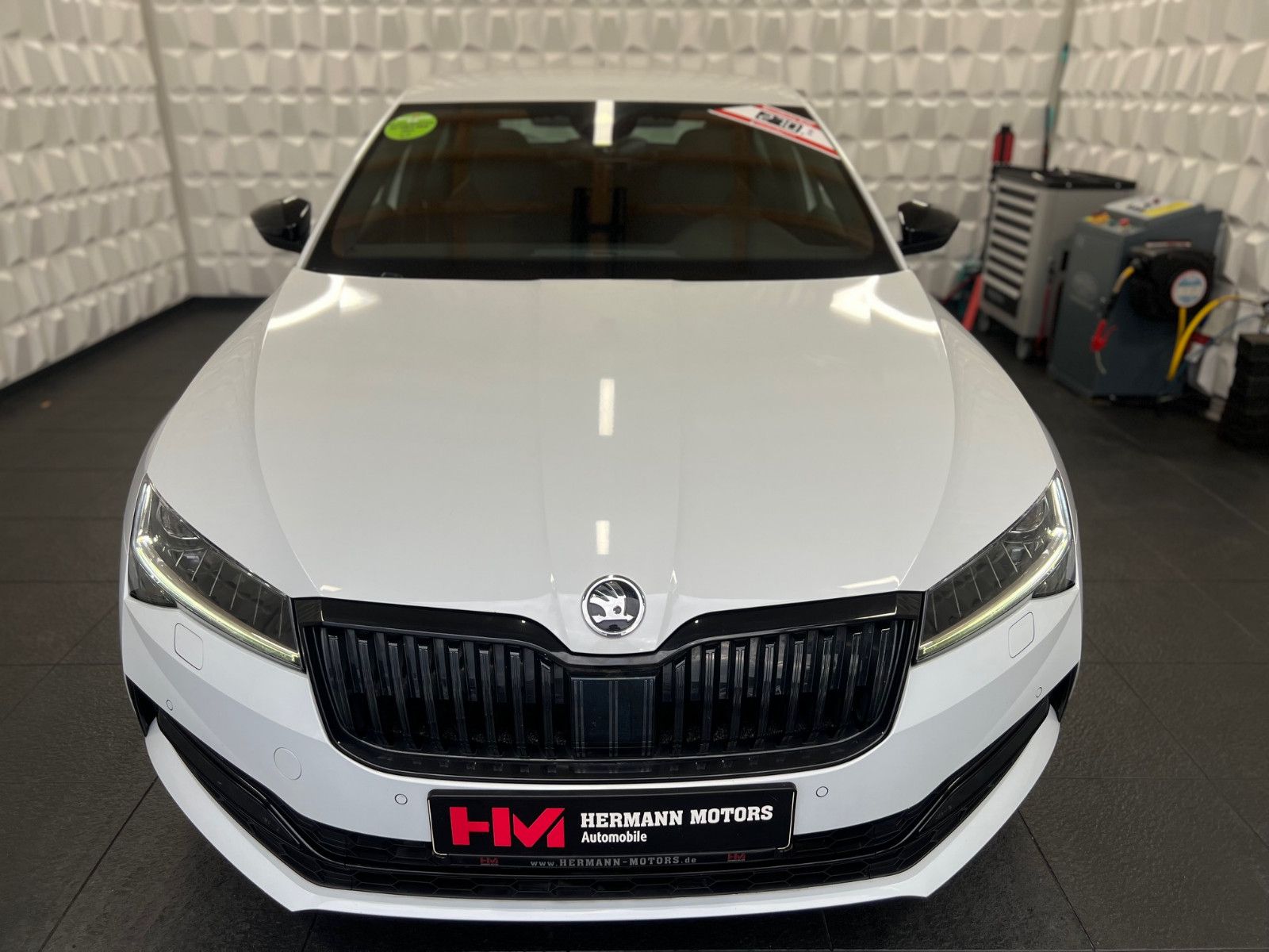 Skoda Superb Lim. 1.5 TSI Sportline LED ACC Nav Kam foto 3