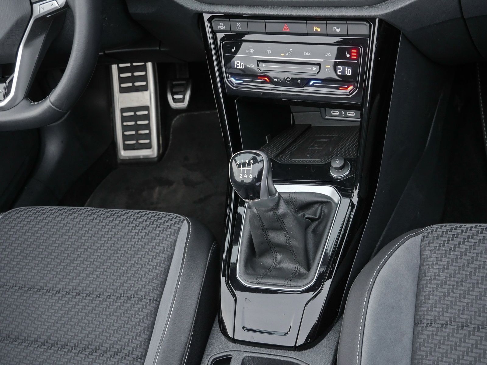 Volkswagen T-Roc - Bild 7