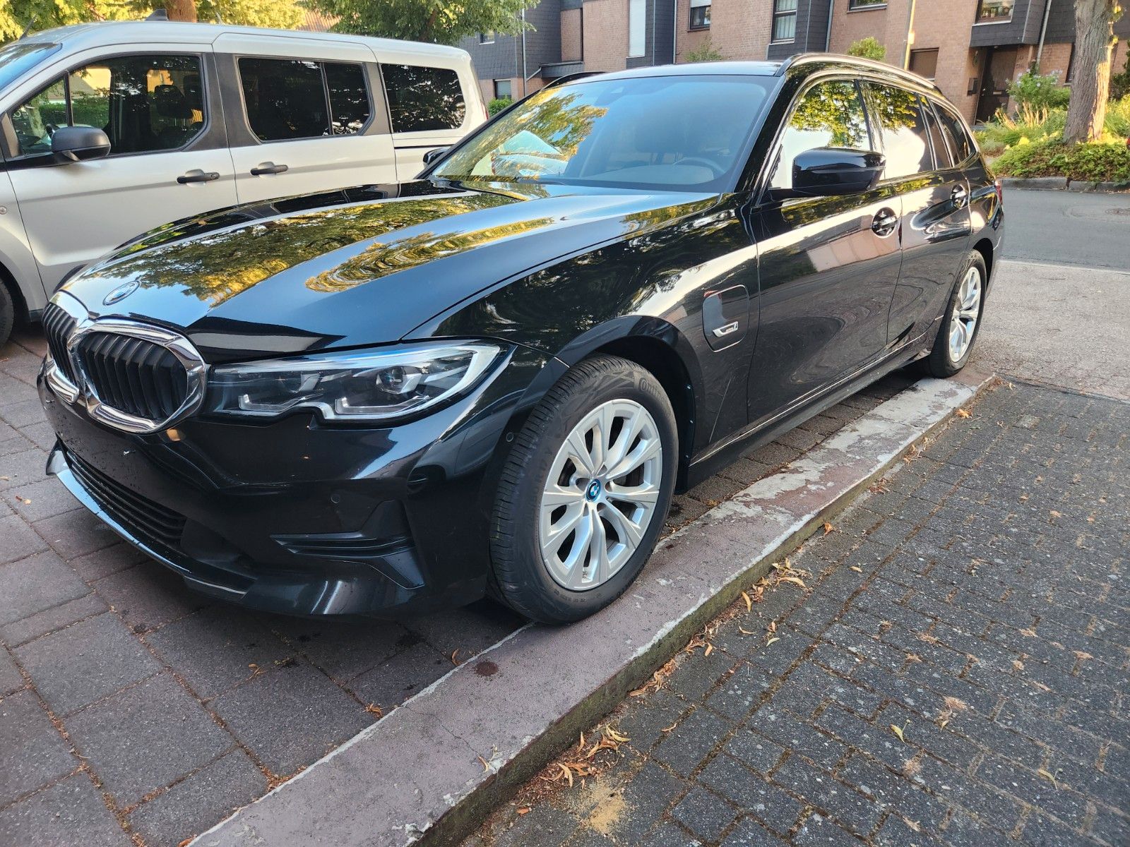 BMW BMW 320  e Advantage Leder,8XAlu
