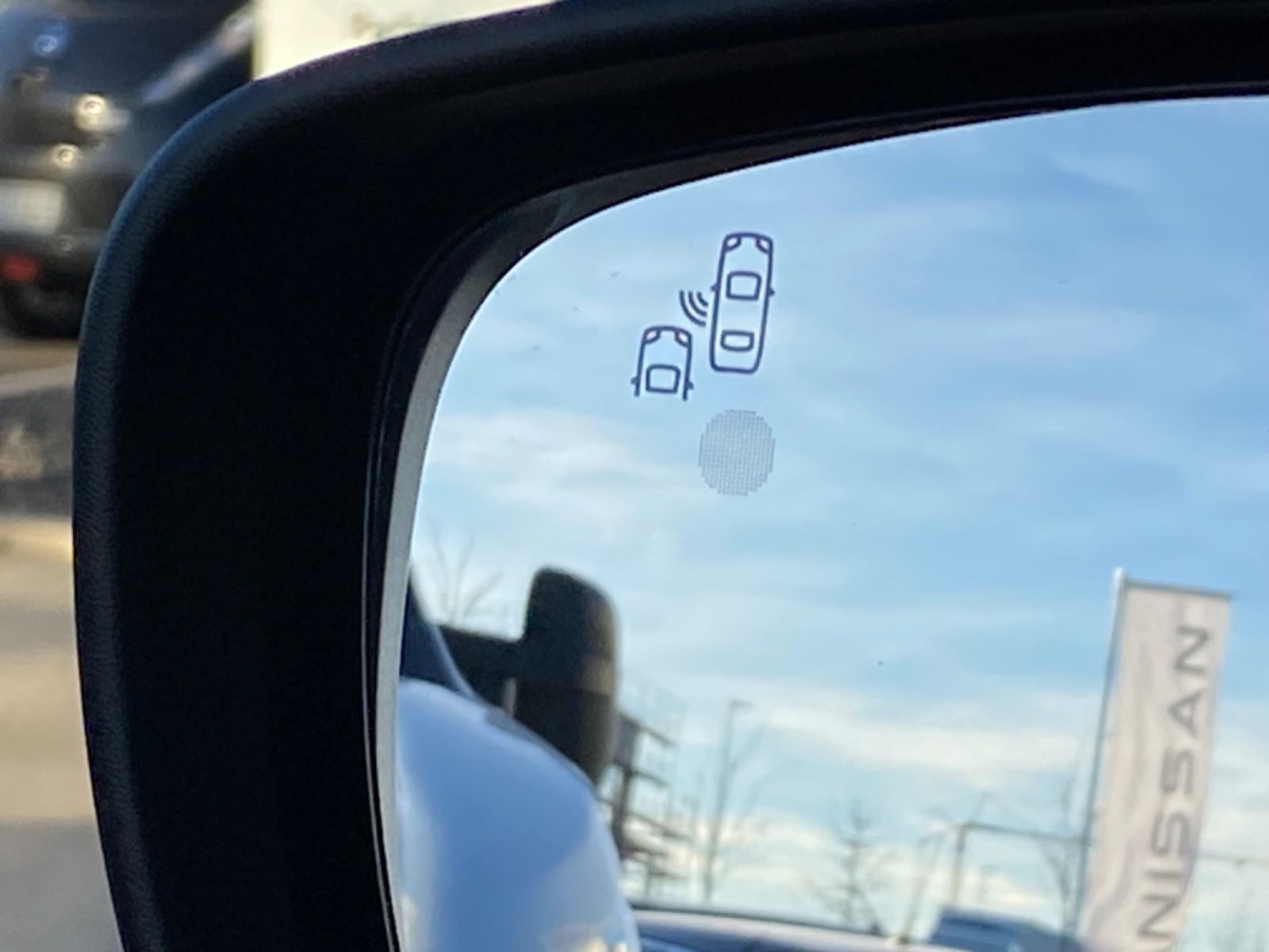 Fahrzeugabbildung Nissan Leaf Acenta - CARPL./AndroidA.,2Ladekabel;SOH98%