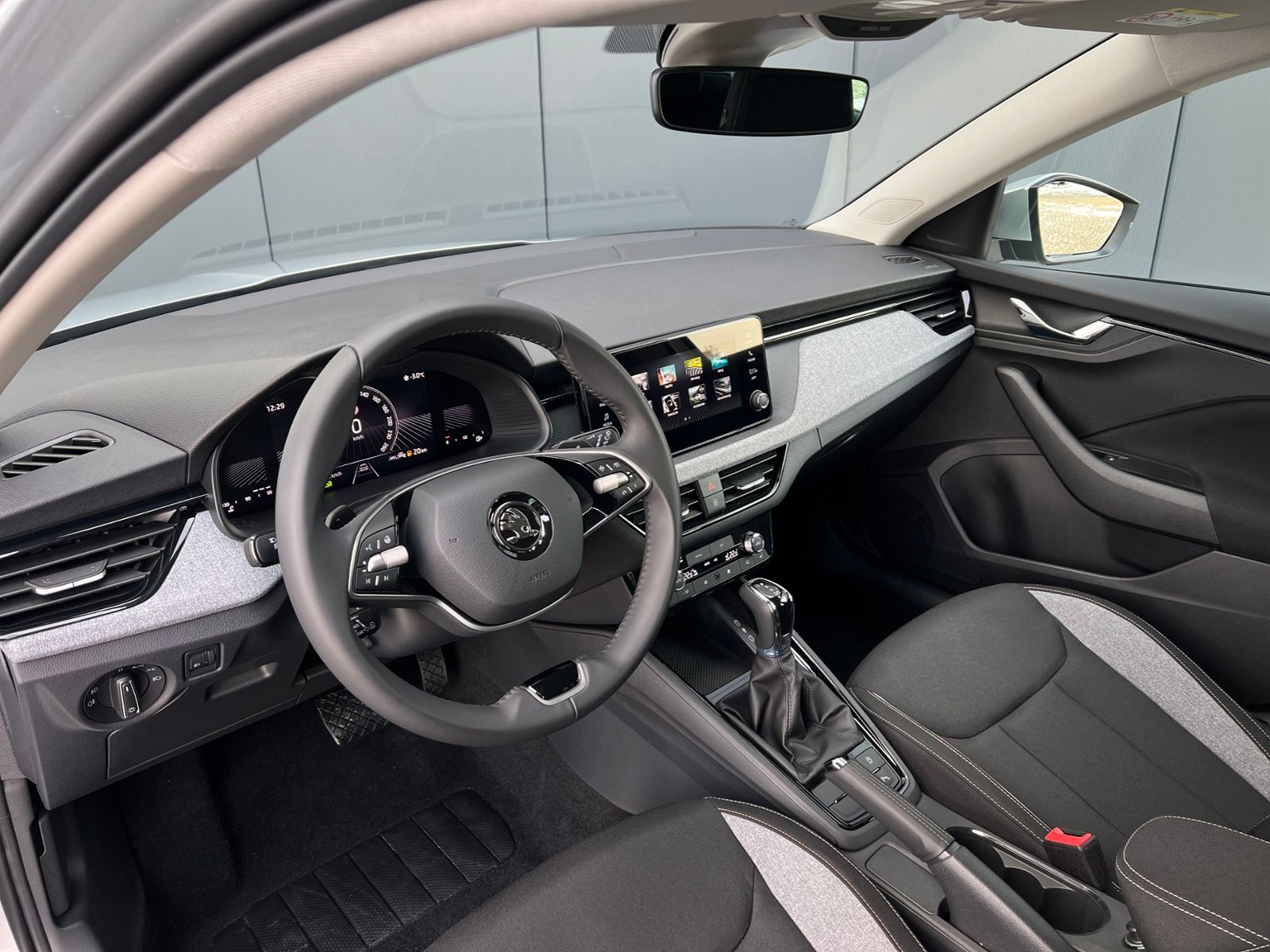 Fahrzeugabbildung SKODA Scala Selection 1.0 TSI DSG *LED, ACC, SmartLink